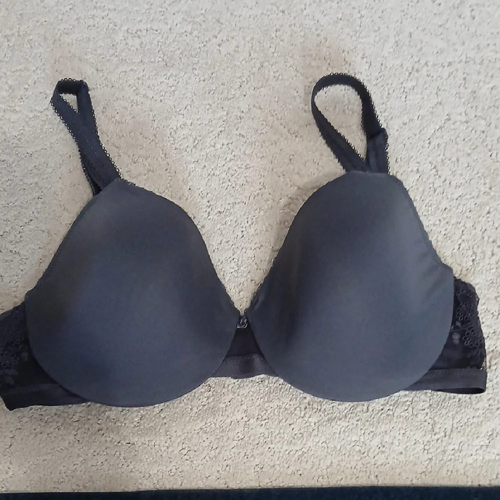 Wacoal Bras - Picture 7 of 12